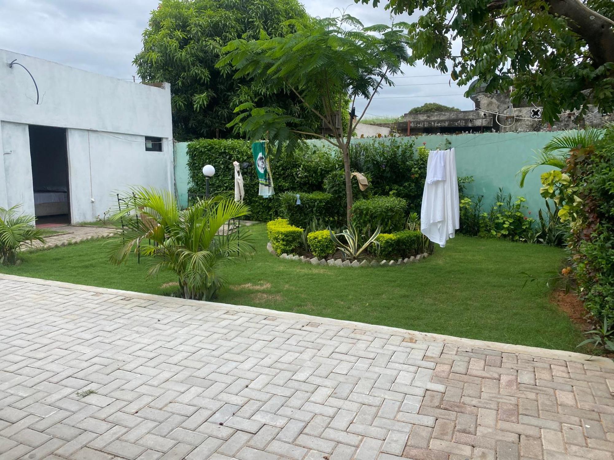 Ostello Aeropark Residencial Maputo Esterno foto